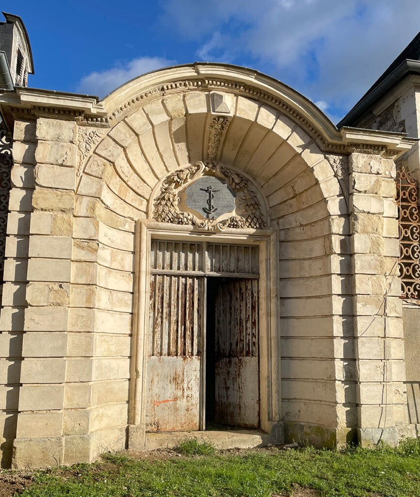 Porte des Bordes aux Forges de Guérigny